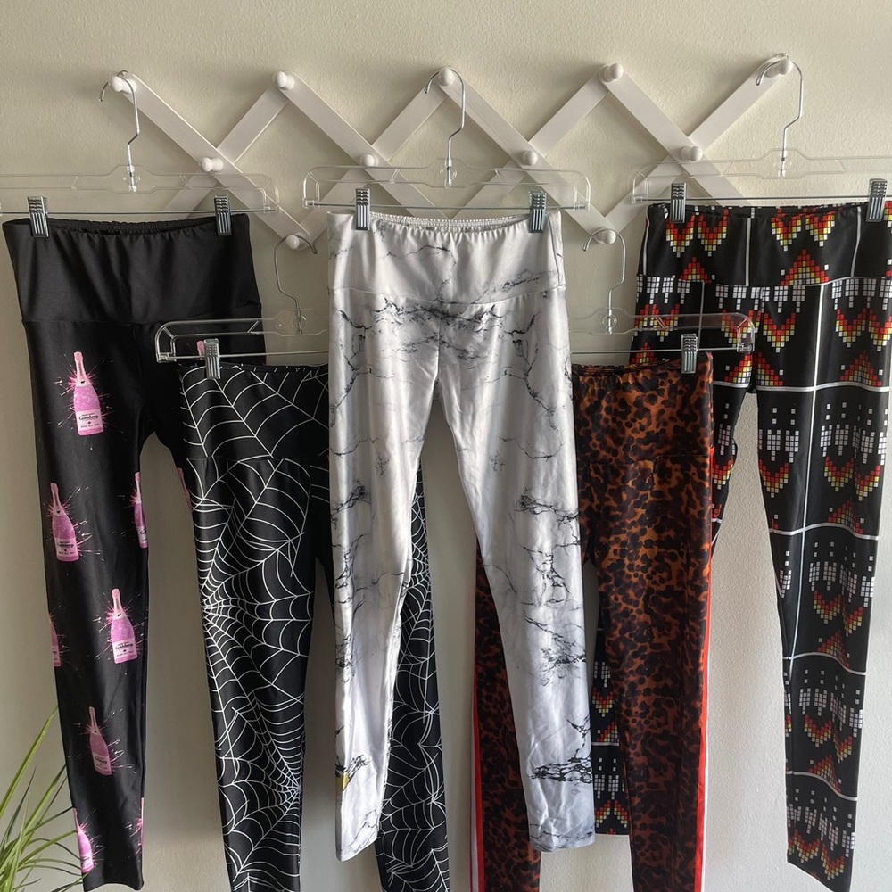 Goldsheep leggings - size MEDIUM